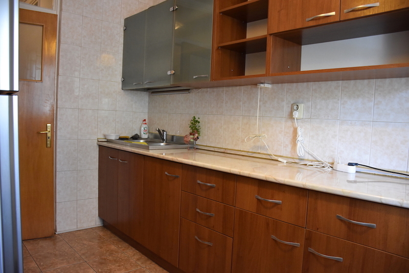 Stefan cel Mare, Dinamo, langa metrou,